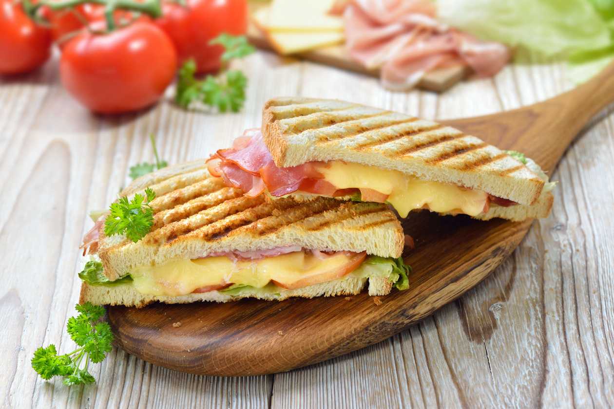 ZAPEČENÝ TOAST