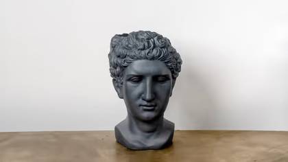 Γλάστρα Big Head