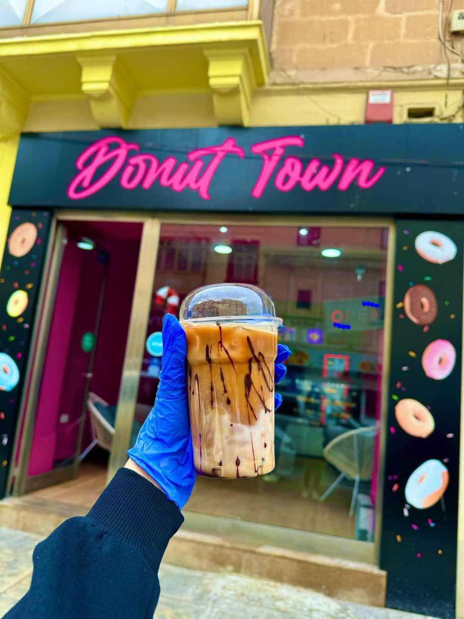 Iced cofee with vanilla syrup ☕️🧊