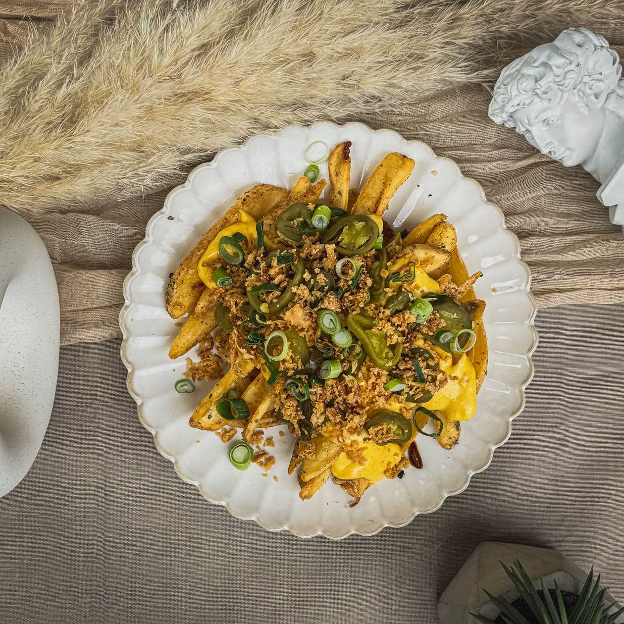 Cartofi cu branza cheddar si ardei jalapeno