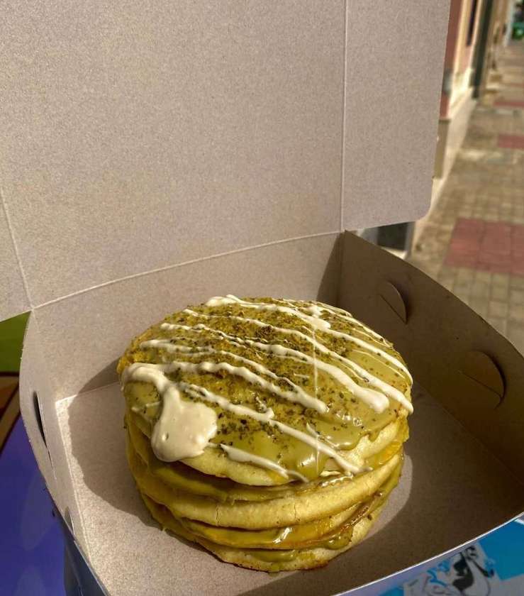 ( DUBAI PANCAKE ) kunafa crunchy filling pistachio pancake