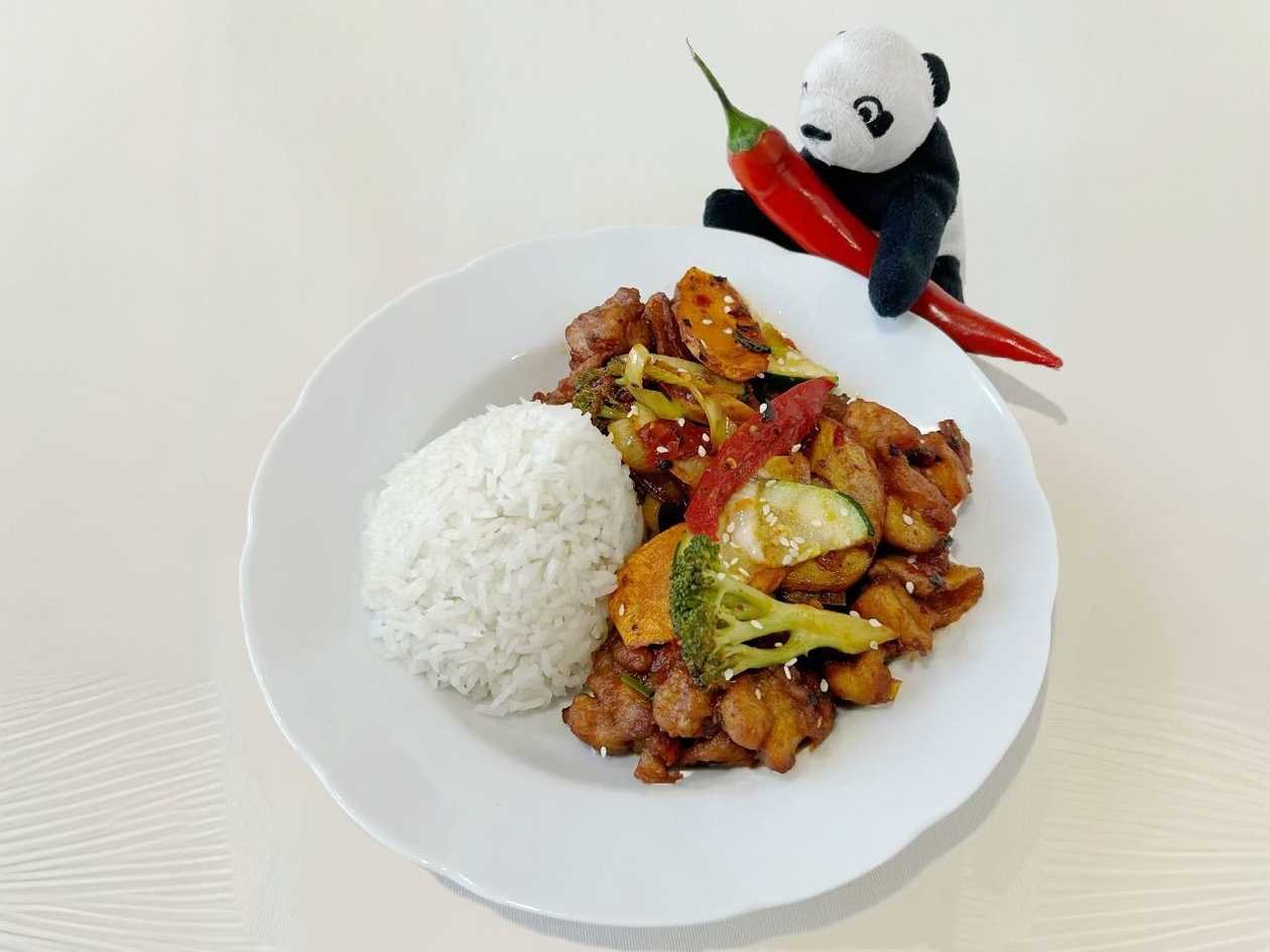 Chili chicken with rice