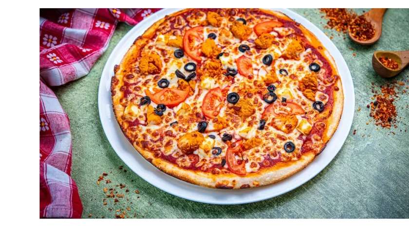 28cm Greek Pizza + drink