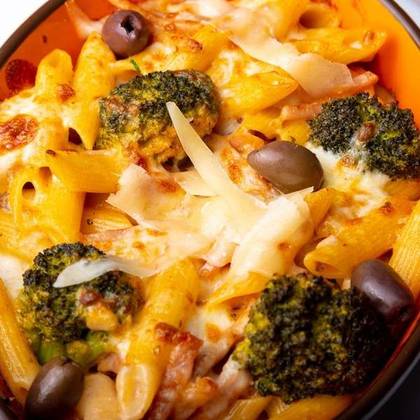 Penne with Ham and Broccoli