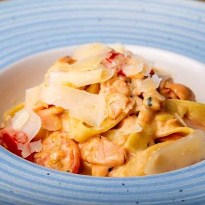 Tagliatelle with Smoked Salmon and Rose Sauce