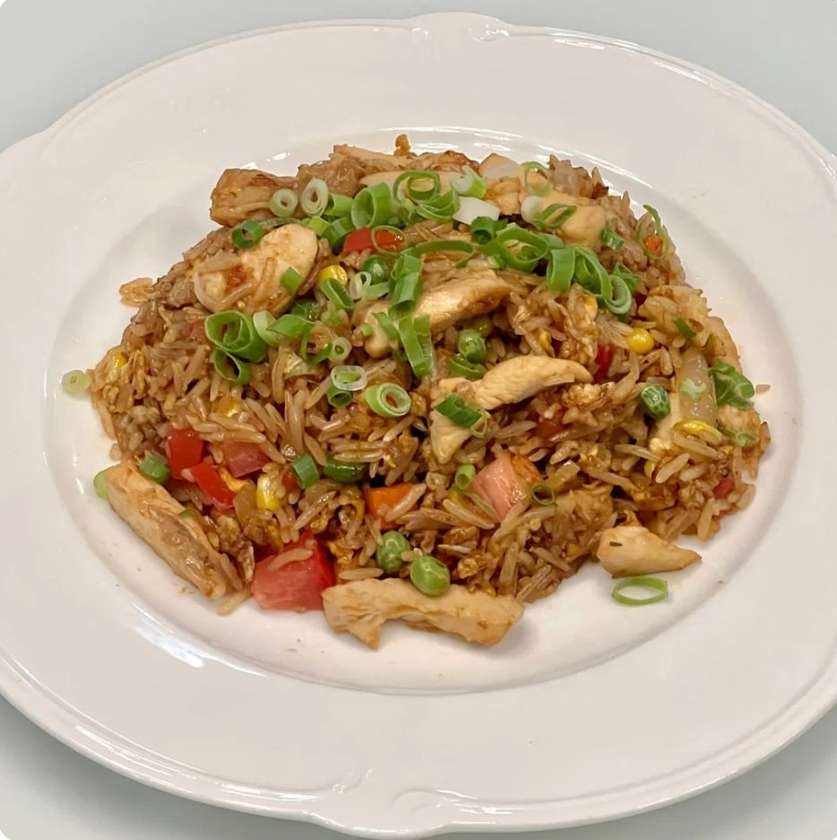 Рис з телятиною, овочами і устричним соусом