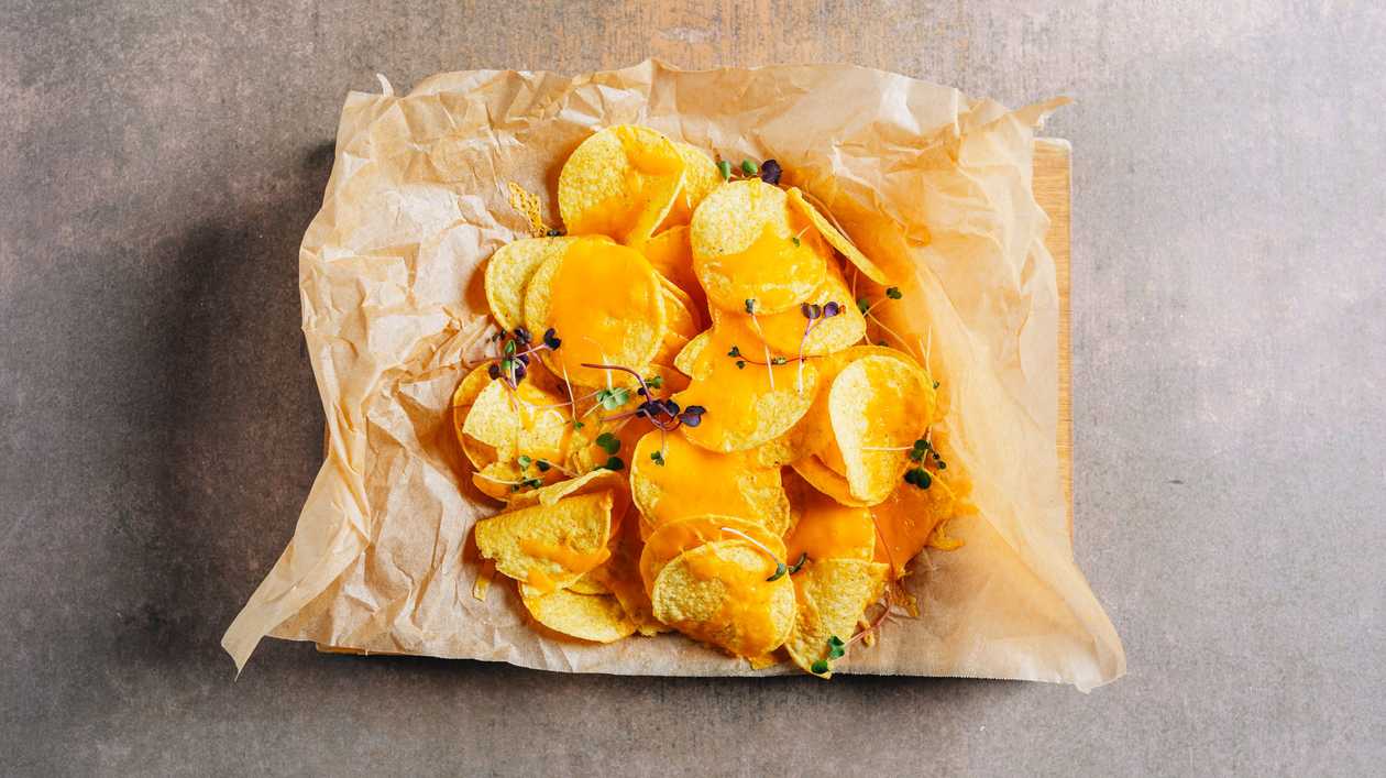 Nachos with cheese