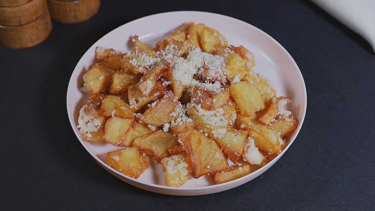 Fries with Parmesan and Garlic