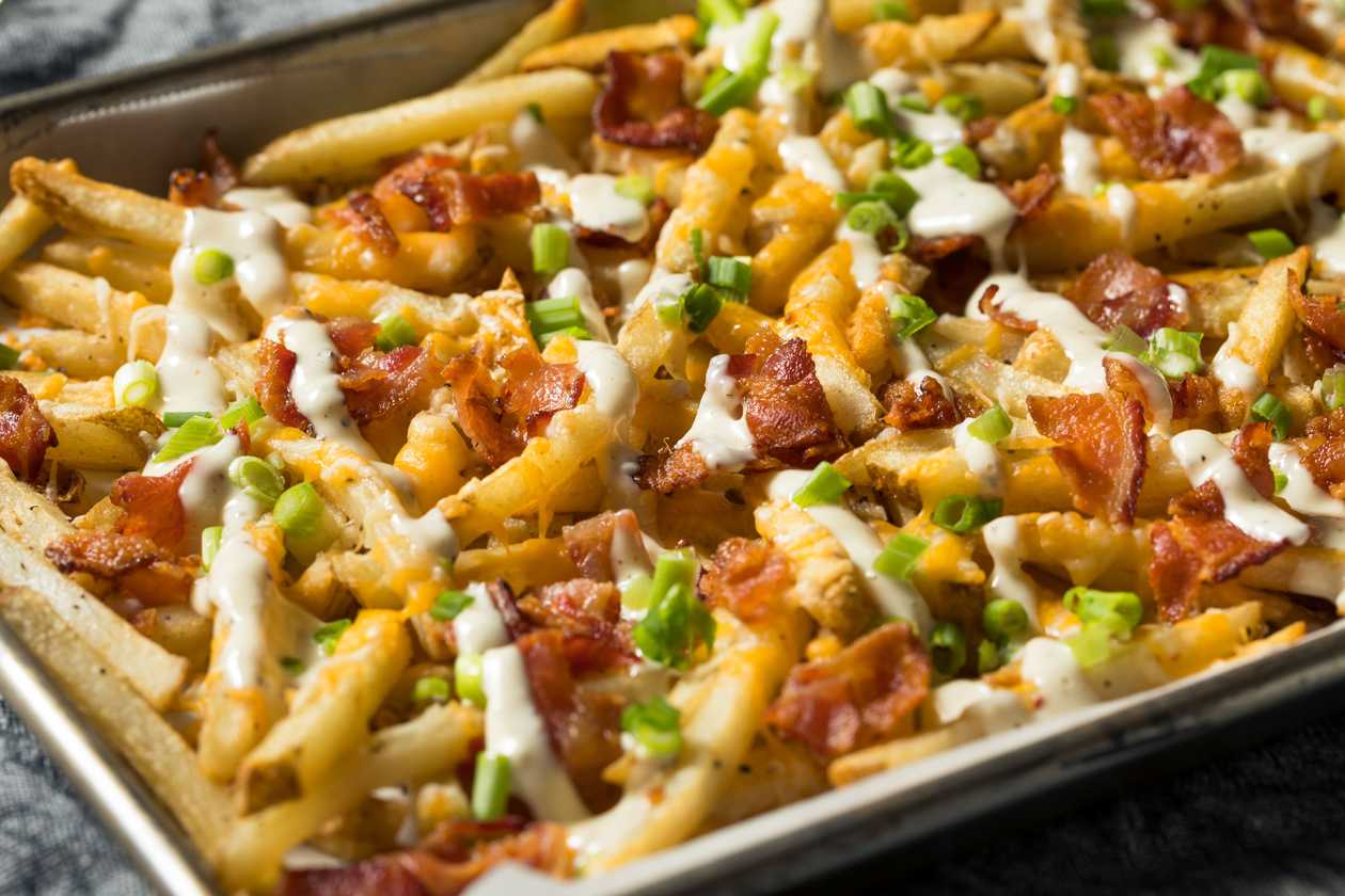 Fries with bacon