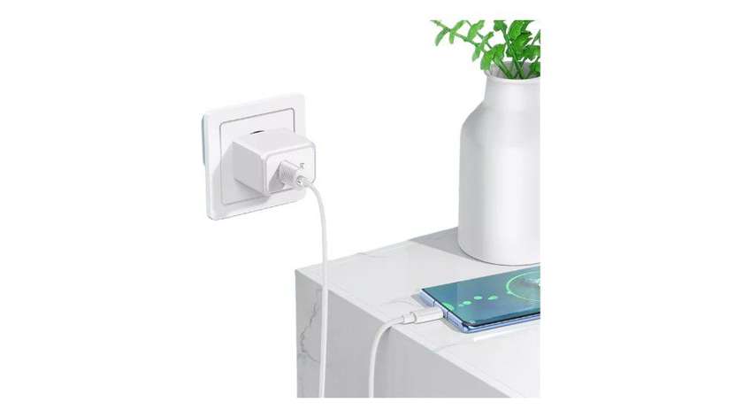 Hoco Cs11a Adaptor Micro 2,1a Ağ (dəst)