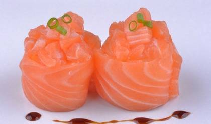 Gunkan salmão 8 peças