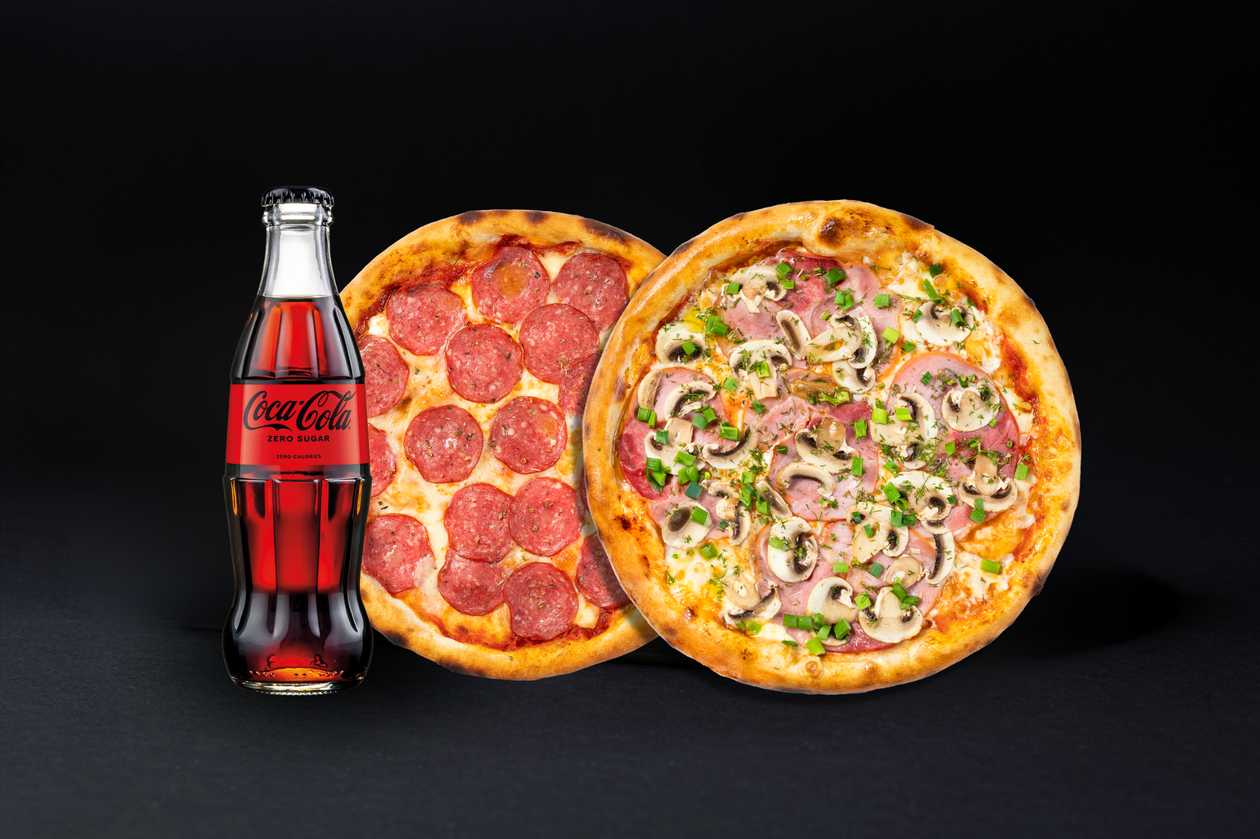 30 cm Pizza "Salami" or "Ham and Mushrooms" + 0.25l Drink