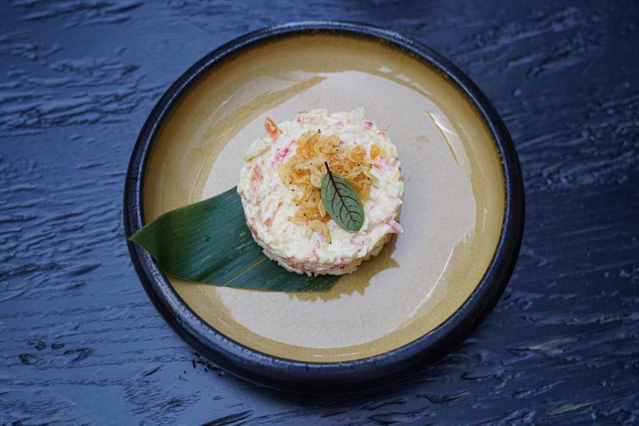 Shrimps salad a la russe