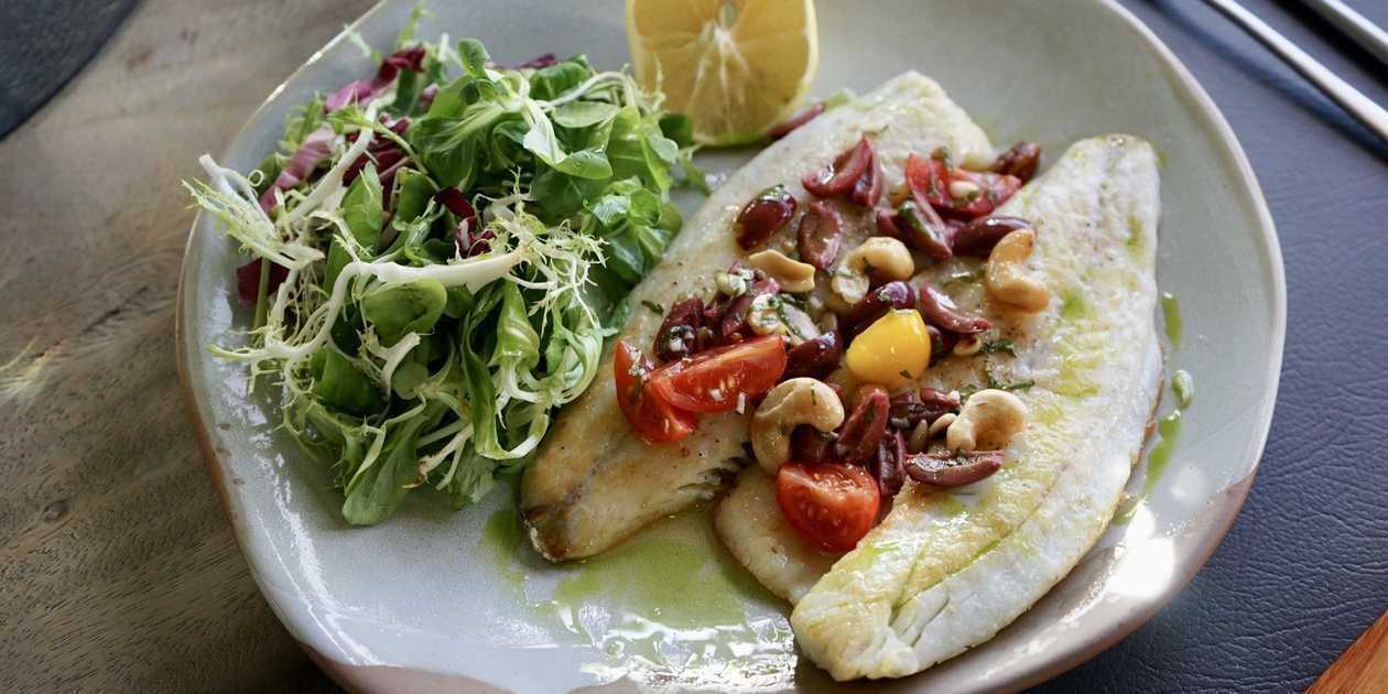 Sea Bass with salad mix
