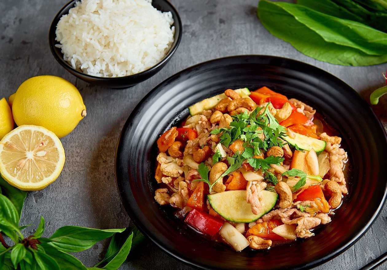 Danie Cashew Nut Pantai z Ryżem