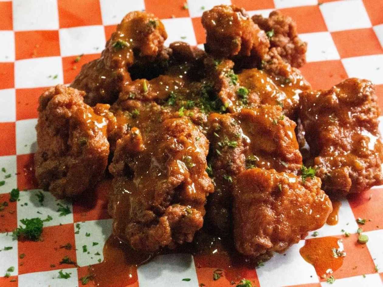 Traditional Buffalo Wings (Bone-in)