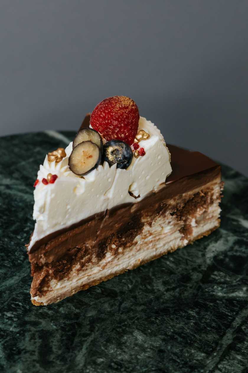 Nutella Brownie Cheesecake
