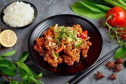 Kurczak po Kantońsku z Ryżem