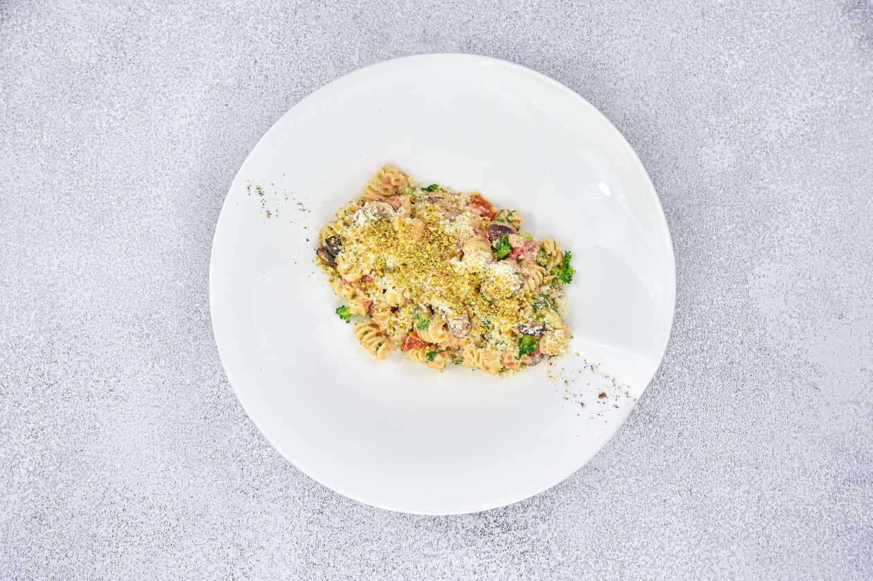 With four cheeses and with pistachio nuts