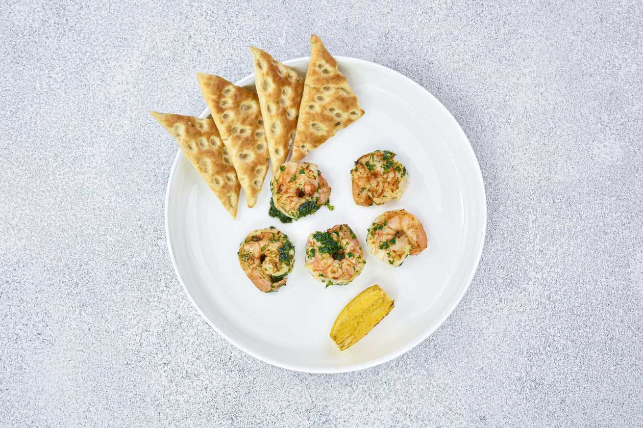 Shrimp fried in herbal butter