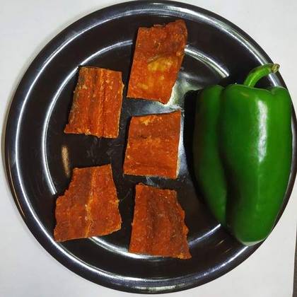 Amber with pepper