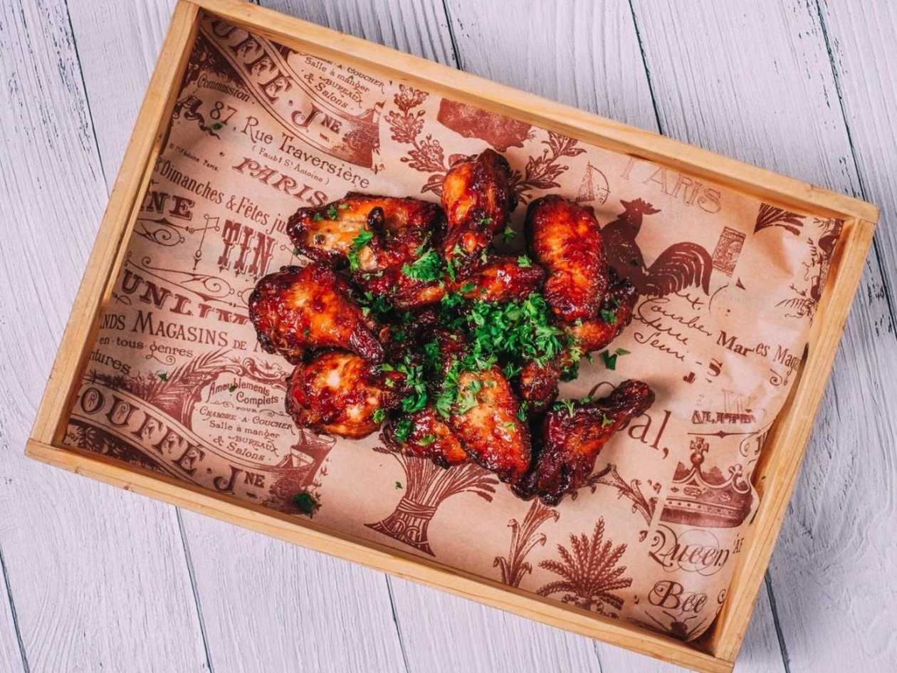 Highway to hell wings