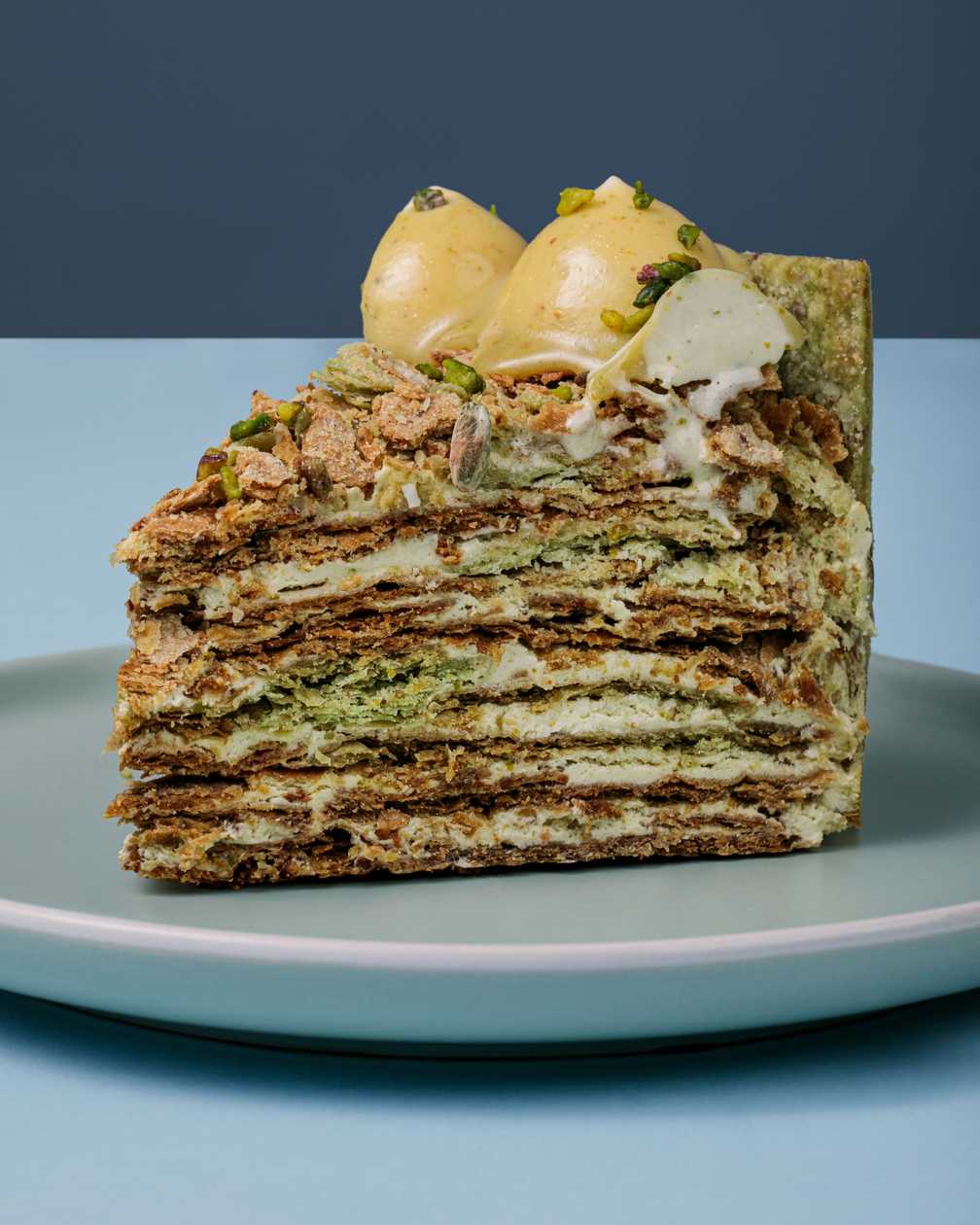 Napoleon pistachio cake