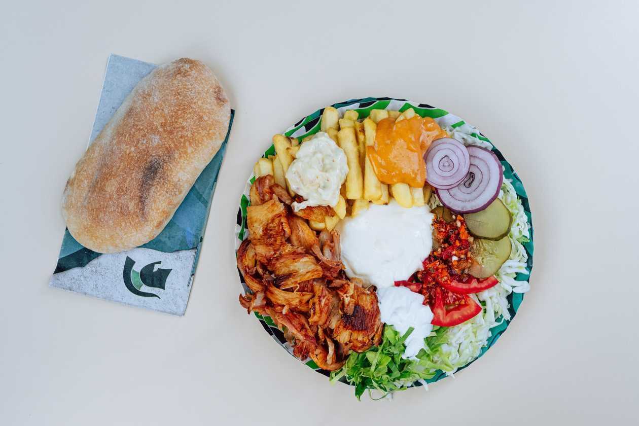 Gyros la farfurie Puișor