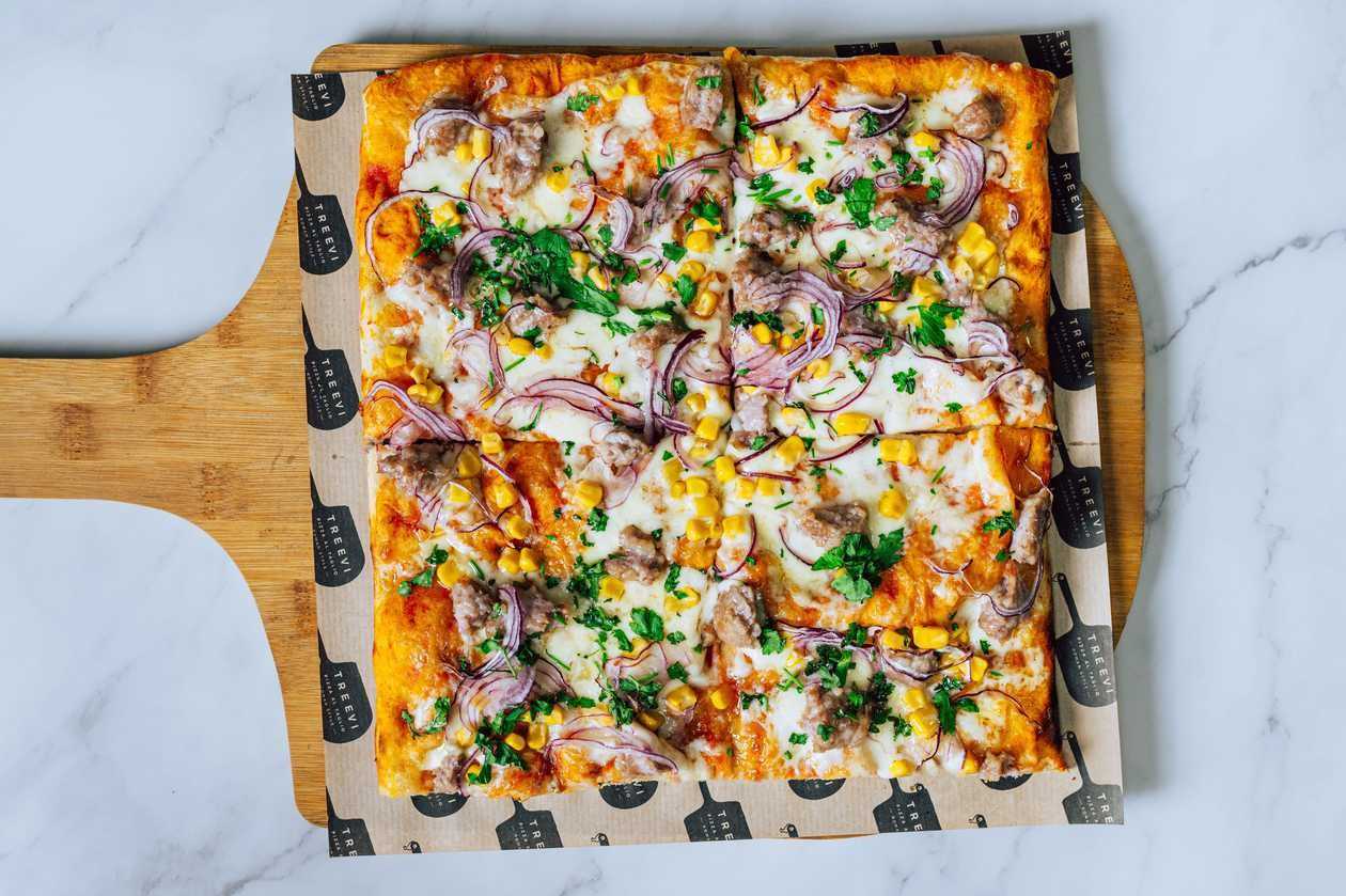 Pizza Salsiccia E Cipolla (2 persons)