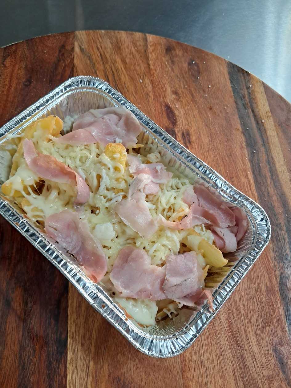 Cartofi Bacon si Mozzarella