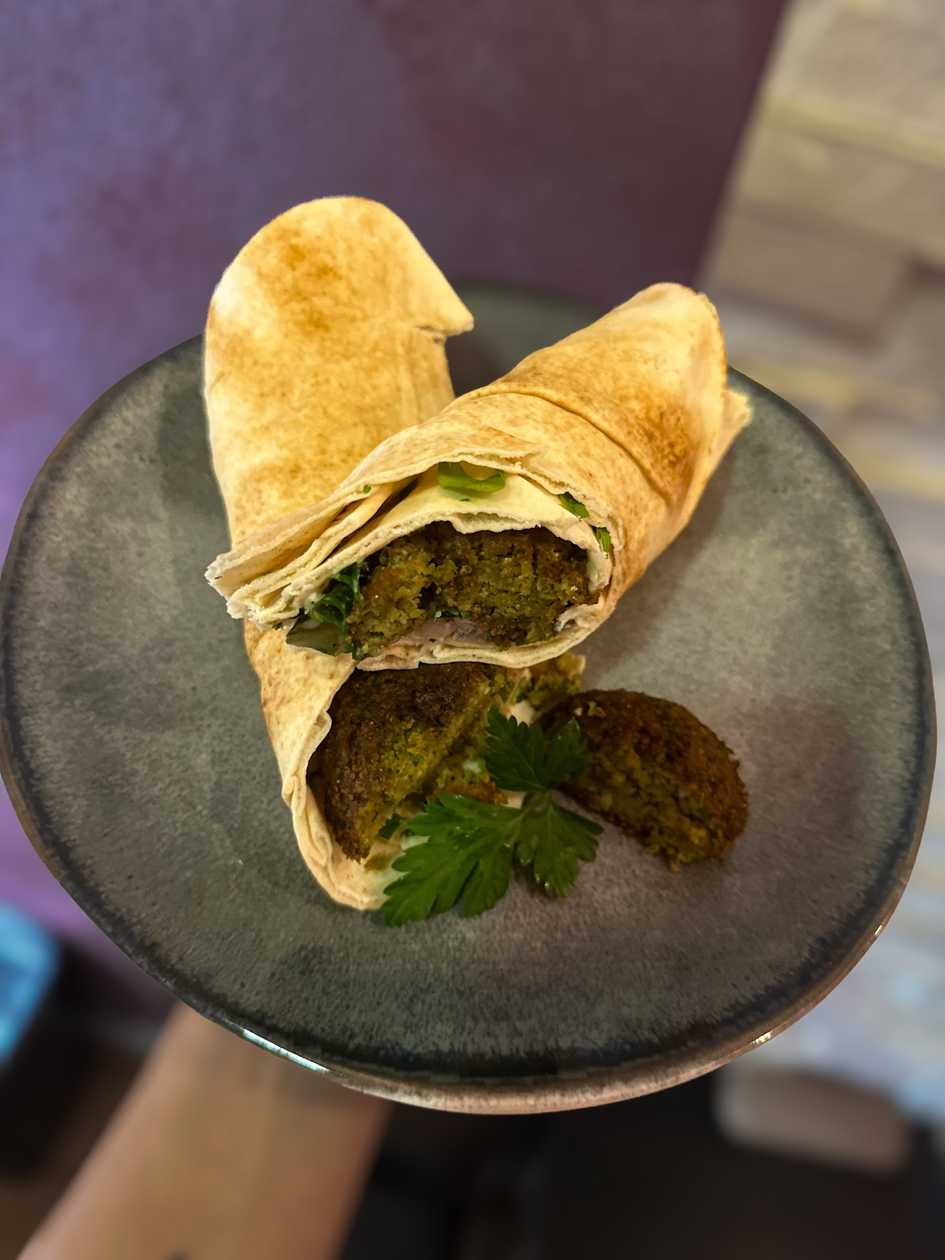 Falafel sandwich