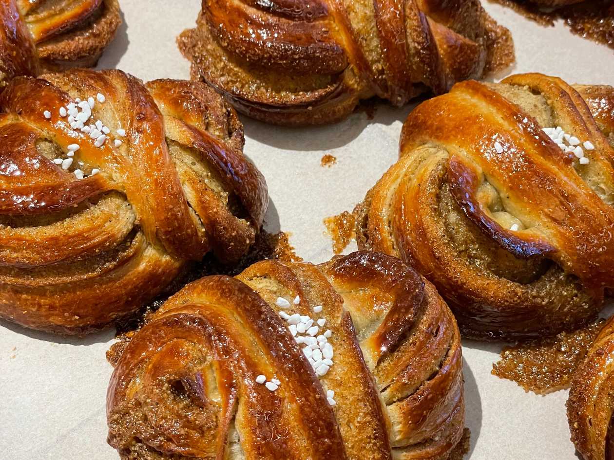 Cardamom Bun