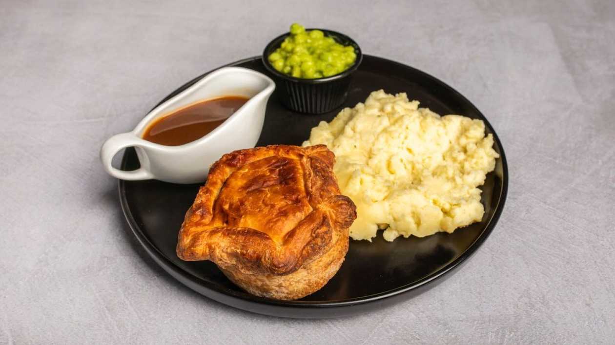 Homemade Chicken & Mushroom Pie