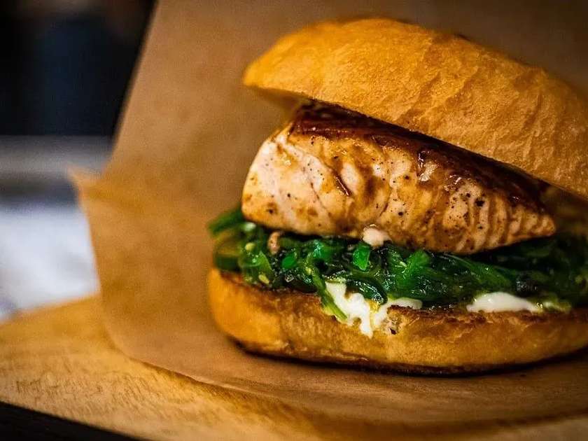 46. Lõhe burger