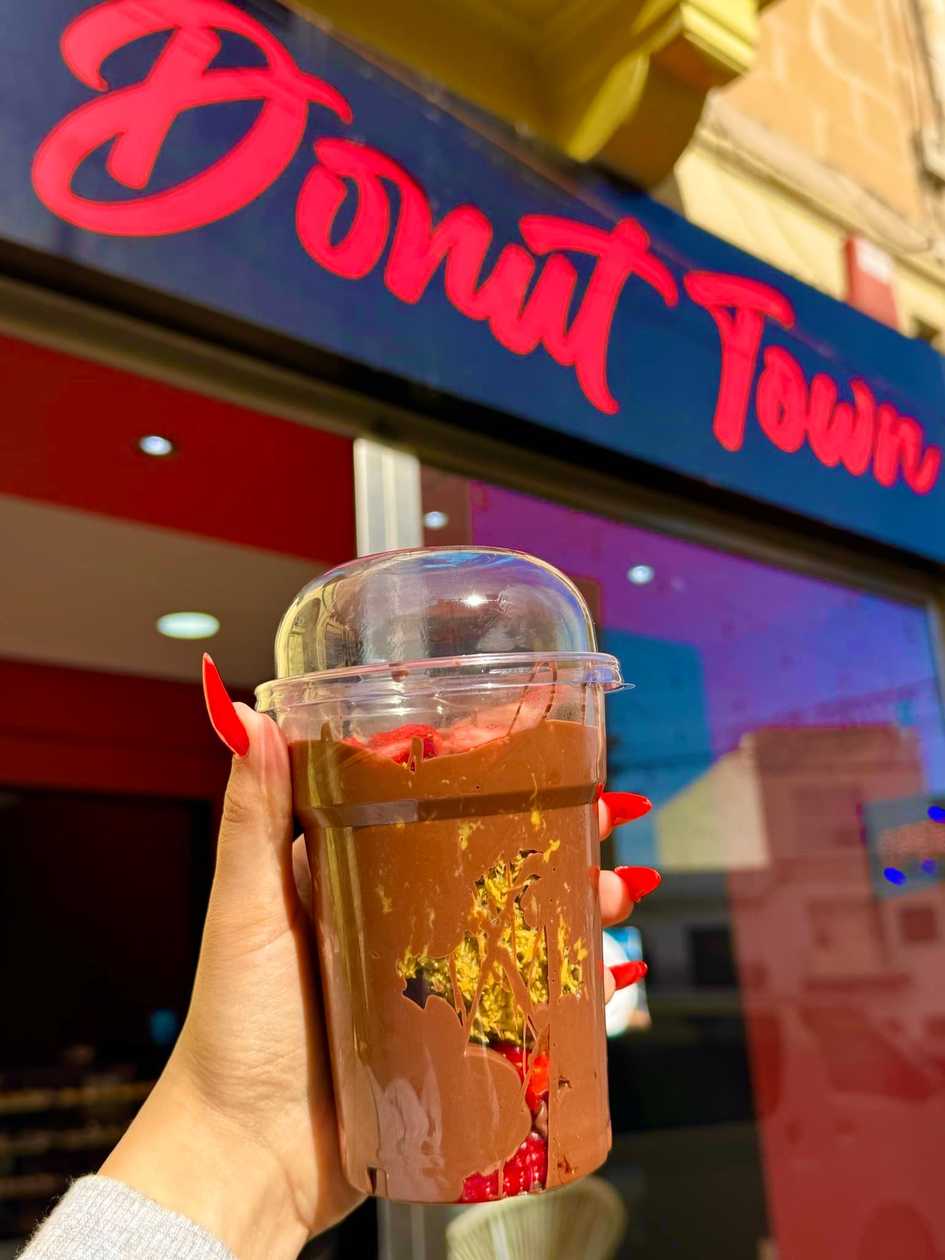Dubai choclate strawberry cup 🍓
