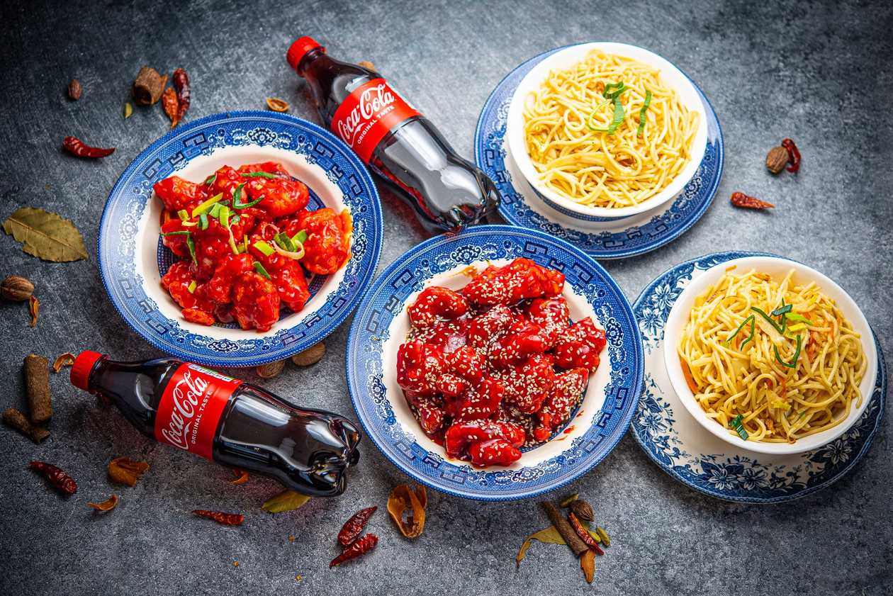 2 Vegetable Noodles+ Crispy Chicken + Cherry Honey Chicken + 2 Regular Cola
