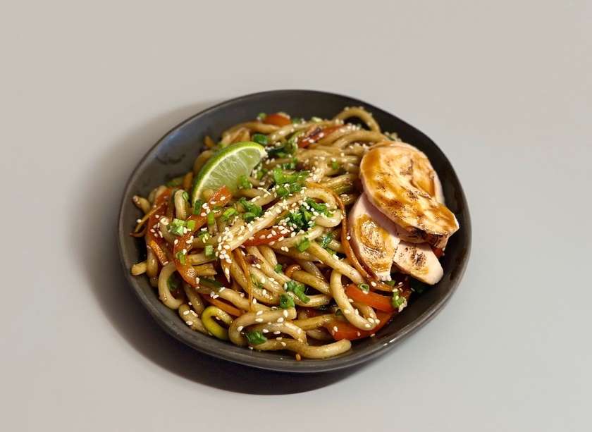 Udon z kurczakiem