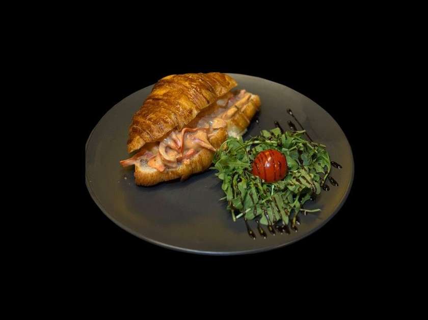 Круасан із куркою