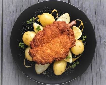Snitel de Porc pane