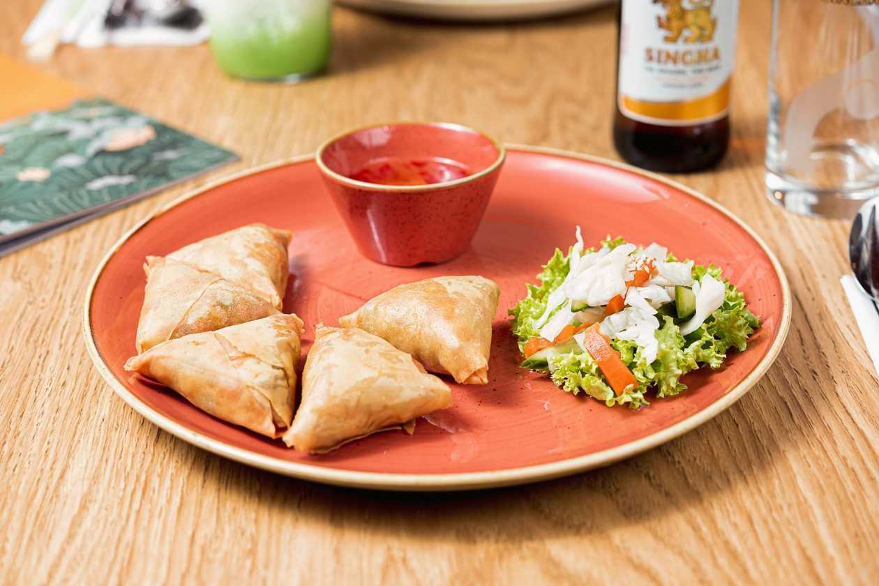 Samosa Phak