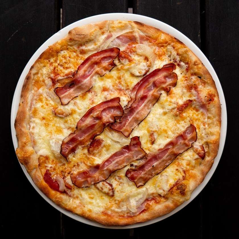 Quattro Salami Pizza