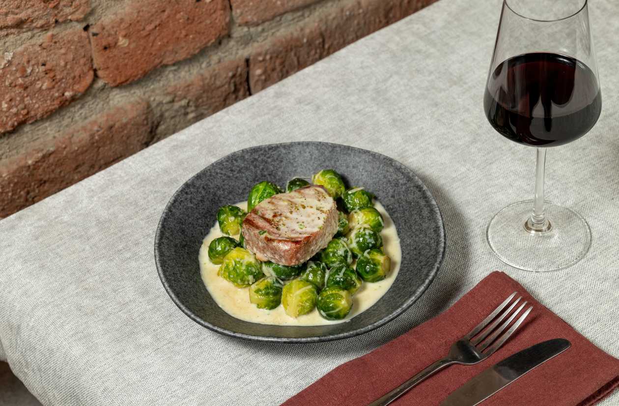 Grilled tuna with brussels sprouts