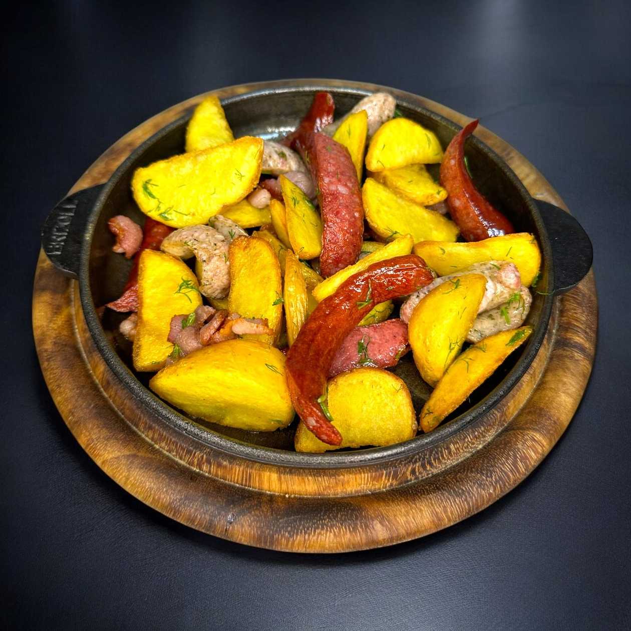 Пательня з ковбасками, 220 г