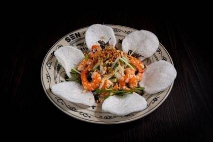 Papaya and Shrimp Salad