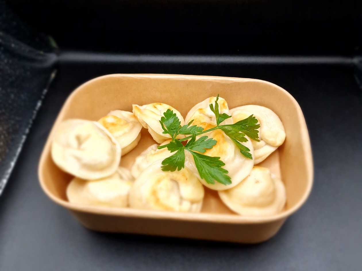 Fried dumplings with cheese