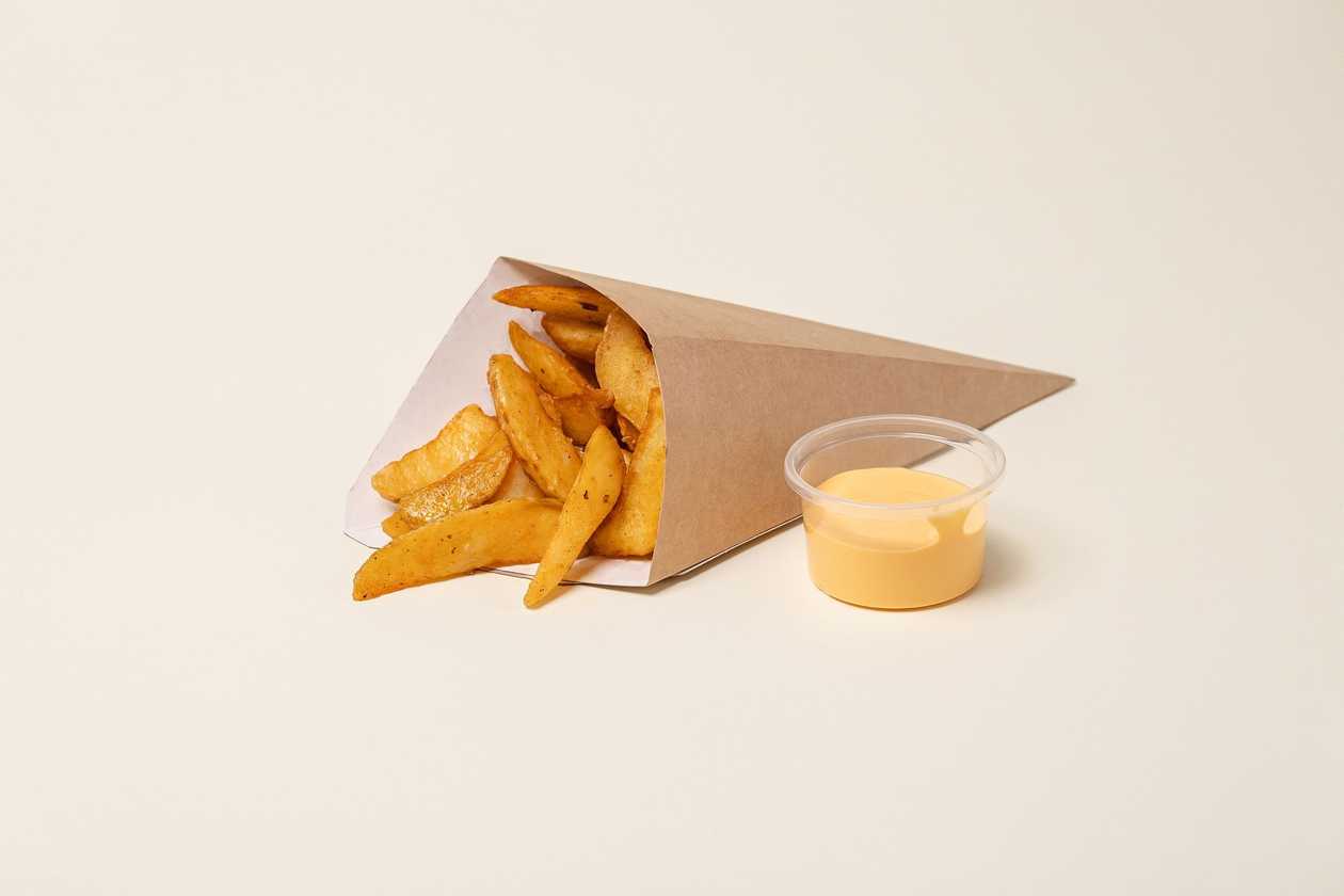 Patate d'oro + chedar dip