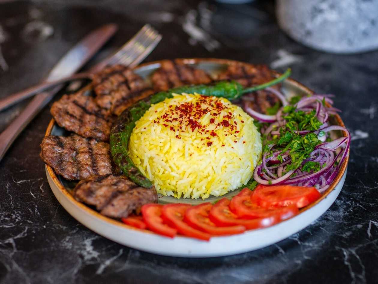 Köftə Plovüstü Ət (Yeni)