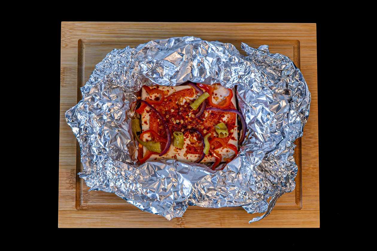 Bouyiourdi (Saganaki in aluminium foil)
