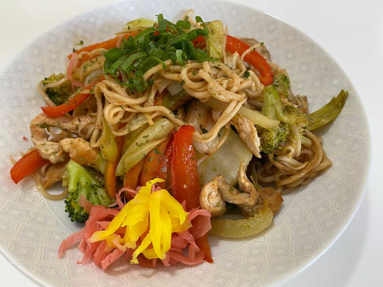 PASTE YAKISOBA PUI