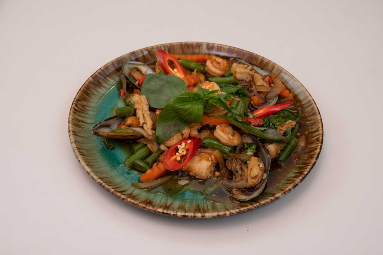 Pad Kee Mao Talay